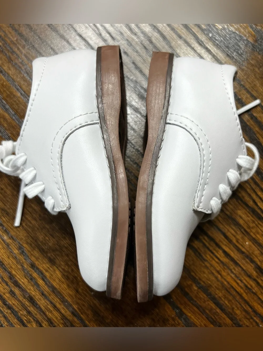 White Footmates